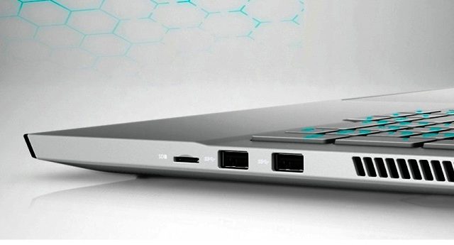 Alienware m17 R3 Side View